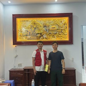 LẮP ĐẶT TRANH 1M2 X 2M3 KHẢM DÁT ĐIỂM VÀNG CHO QUÝ KHÁCH TẠI TP HẢI DƯƠNG