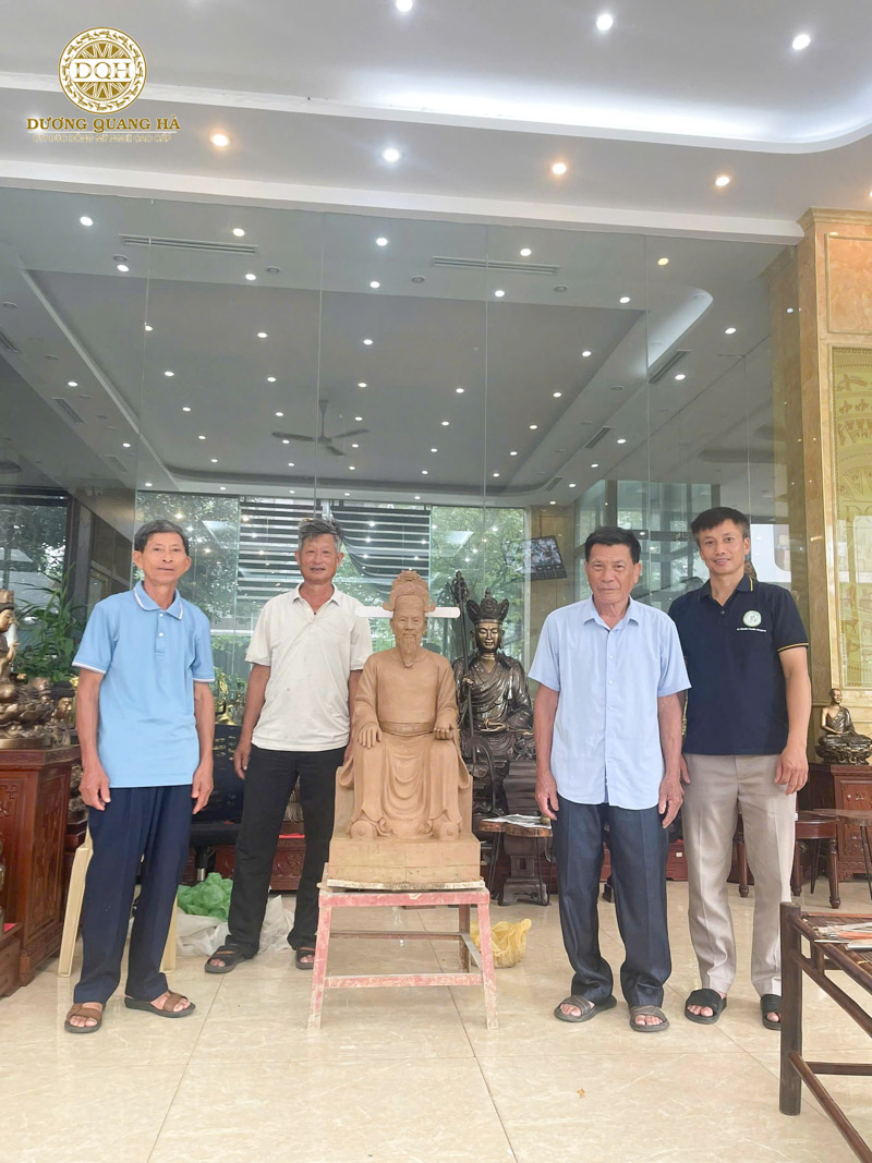 nhận đúc tượng đồng