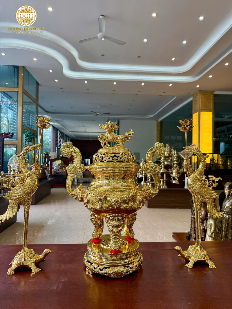 bộ tam sự