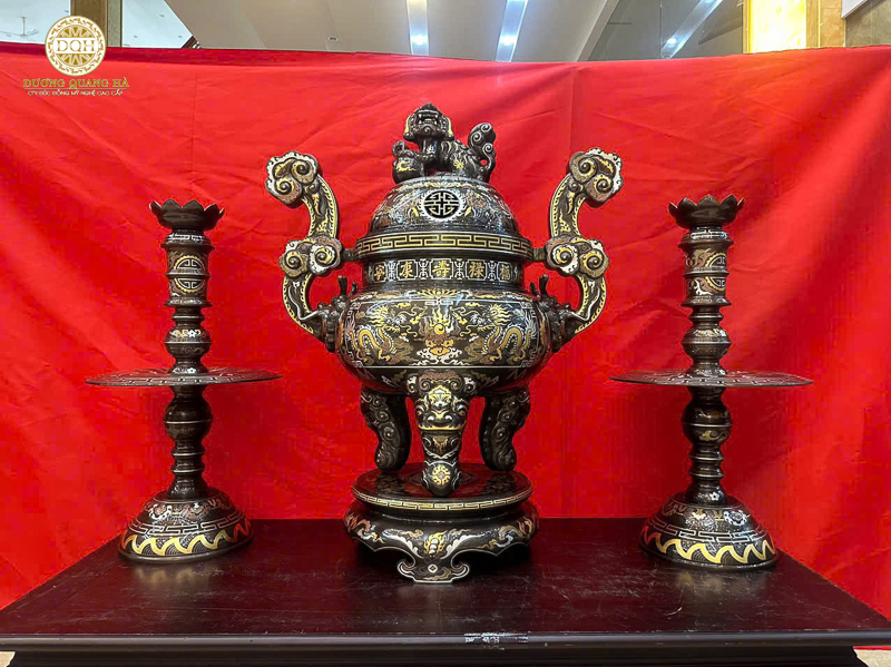 bộ tam sự đồng