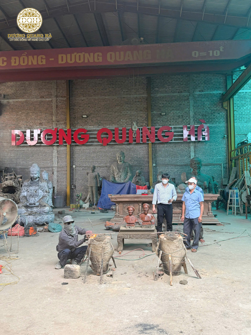 đúc tượng đồng bán thân