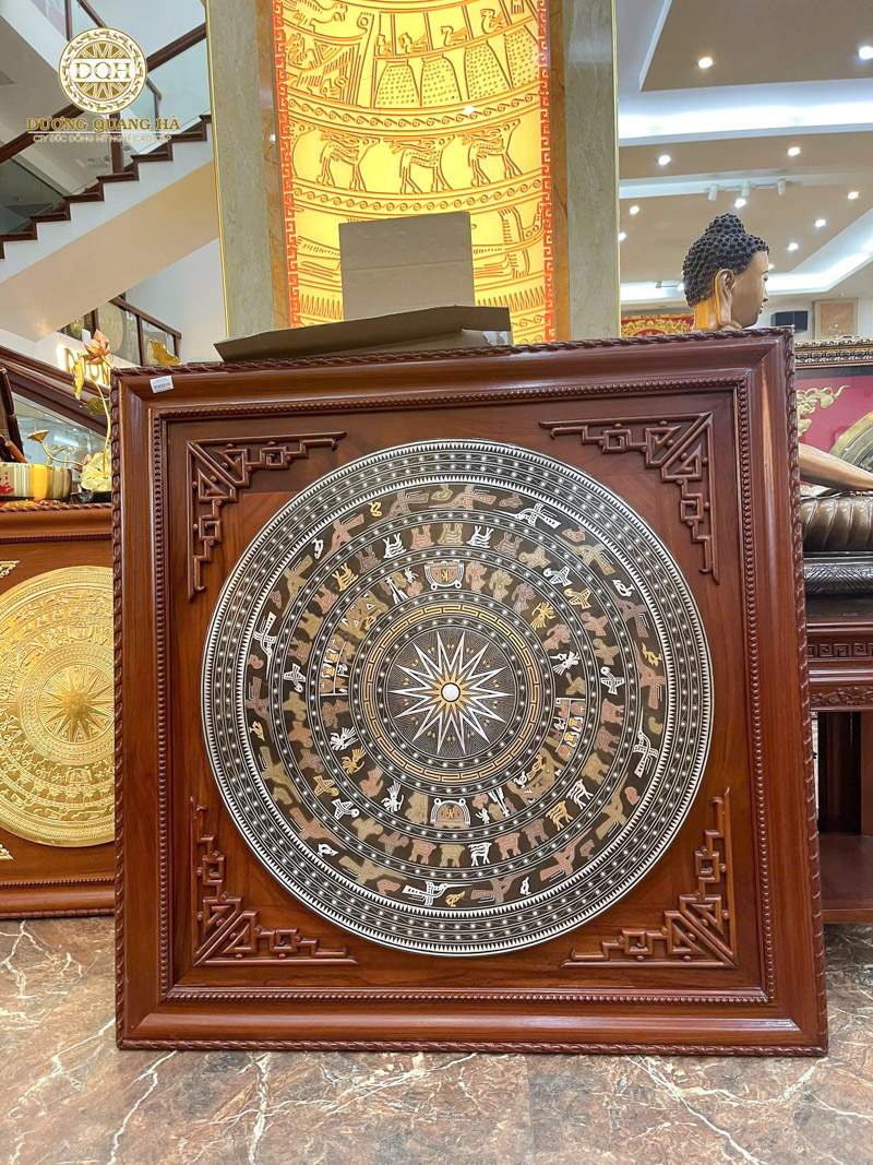 mặt trống đồng Ngọc Lũ