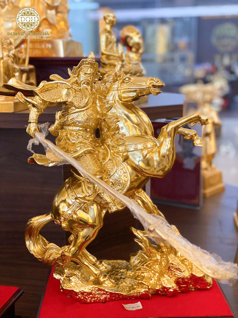 Tượng đồng Quan Vân Trường