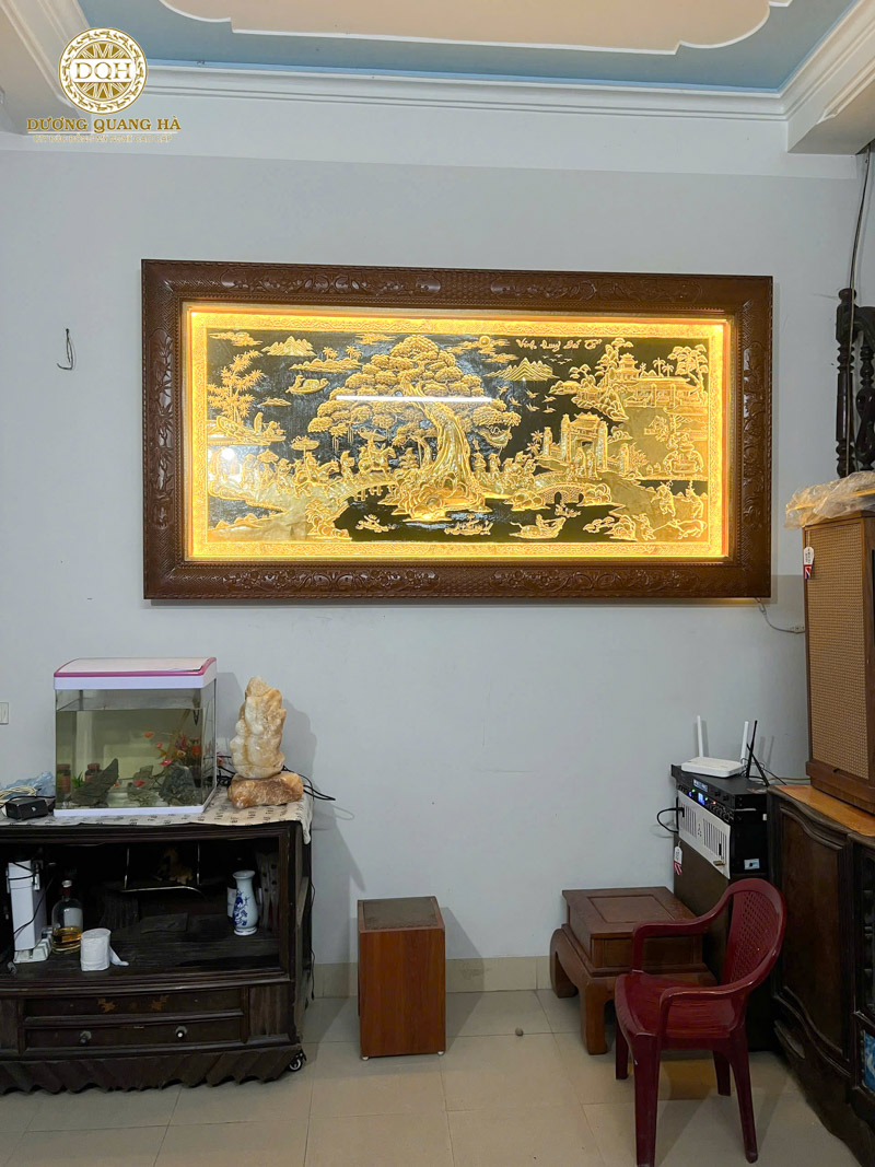 tranh bằng đồng giá bao nhiêu