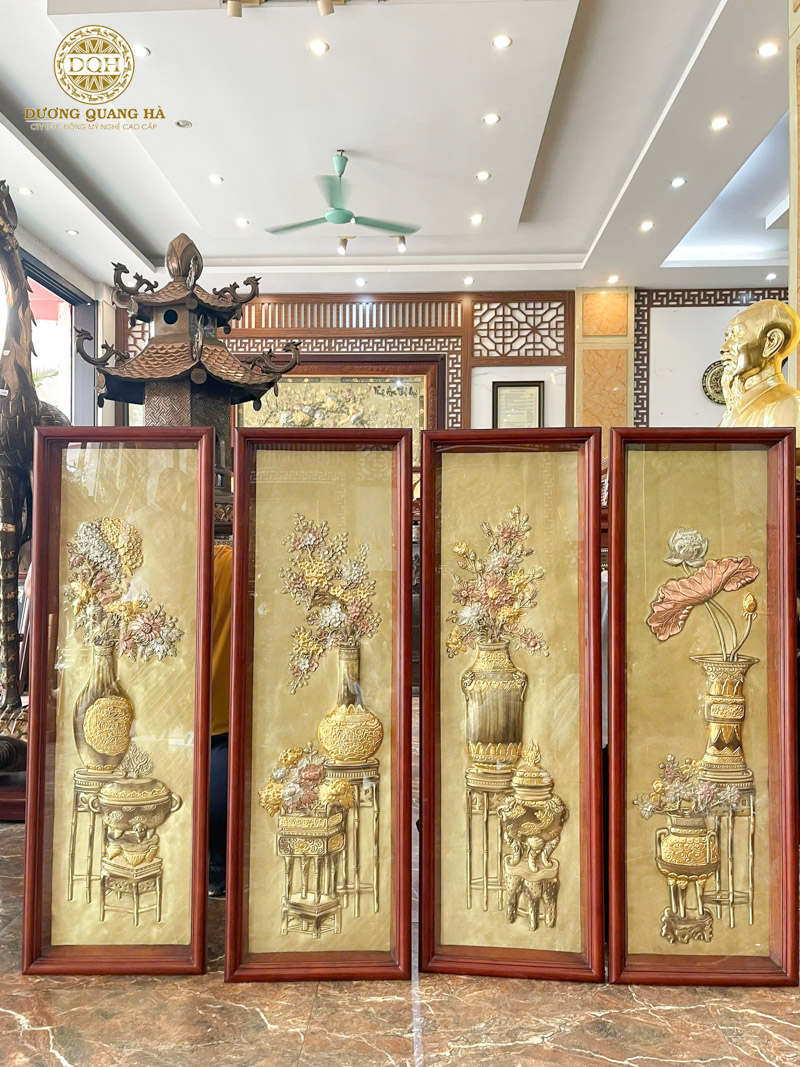 tranh bằng đồng giá bao nhiêu