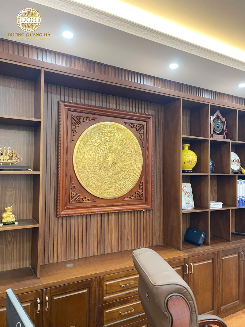 tranh mặt trống đồng