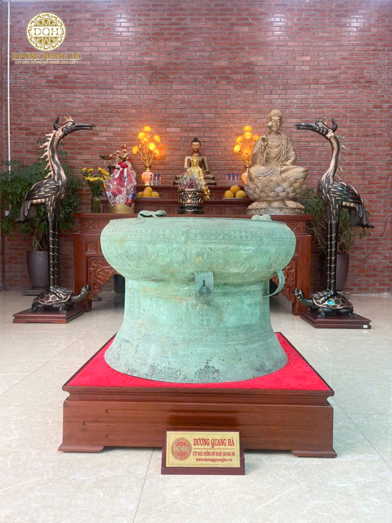 Đúc trống đồng