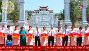 Đồ Đồng Dương Quang Hà tiến hành đúc và lắp đặt biển đền Chung Sơn – Đền thờ Gia Tiên Hồ Chủ Tịch