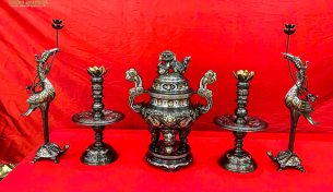 Bộ ngũ sự là gì? Ý nghĩa và thành phần đầy đủ trên ban thờ