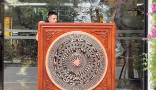 Giá cả tranh trống đồng cập nhật 2026 tại Đồ Đồng Dương Quang Hà
