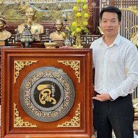 Chữ Tâm Khảm Ngũ Sắc